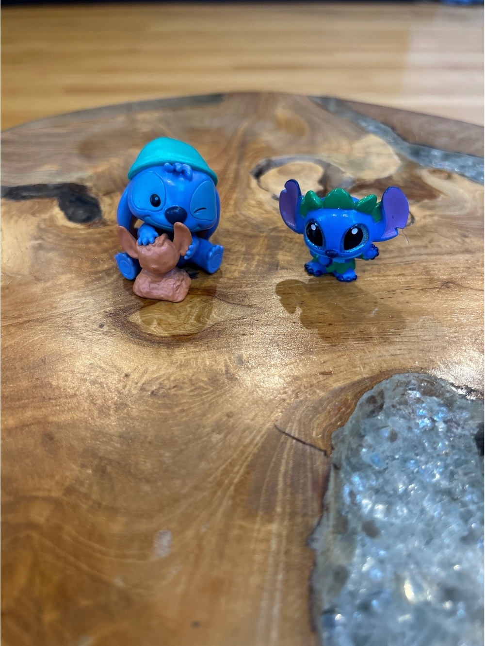Disney That's So Stitch Collectible Mini Figurine with Clay Stitch Blind Toy